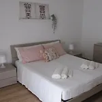 Casa Da Filippo E Dina טראפאני